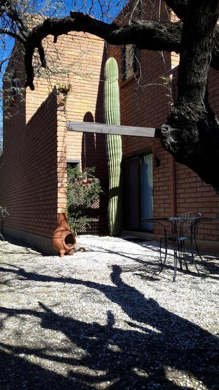 Desert Trails Bed & Breakfast Tanque Verde Bilik gambar