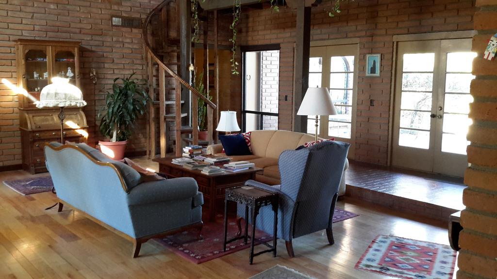 Desert Trails Bed & Breakfast Tanque Verde Luaran gambar