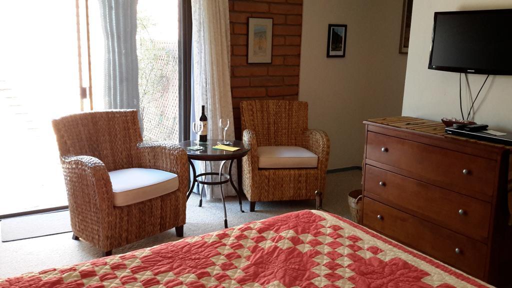 Desert Trails Bed & Breakfast Tanque Verde Bilik gambar